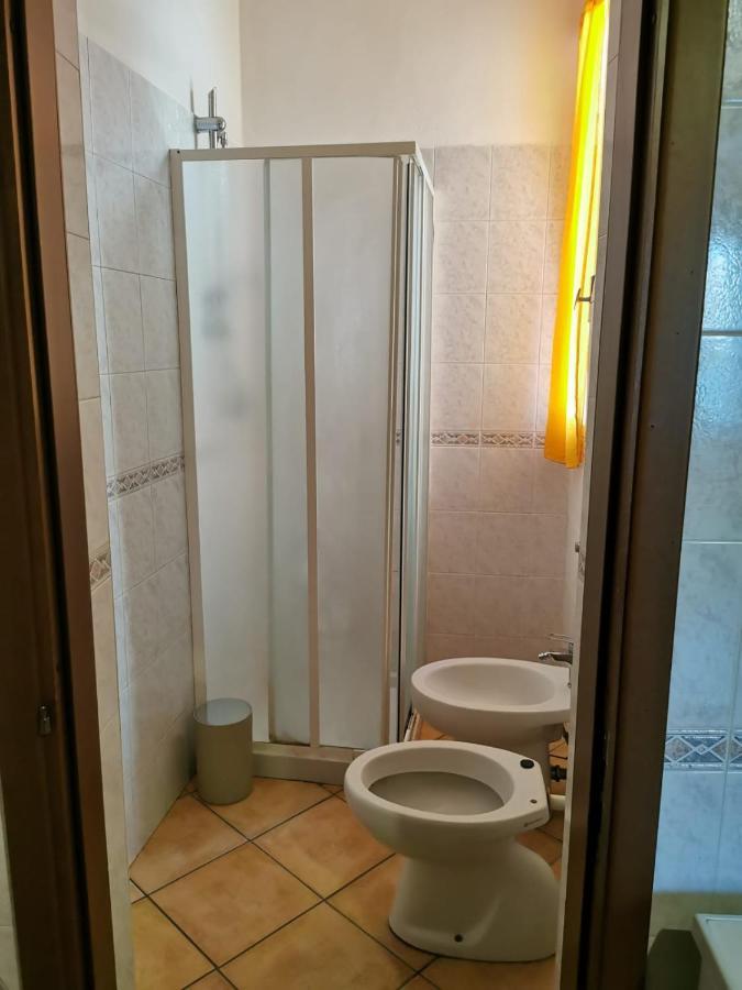 Apartment In The City Center With Self Check-In Parma Exterior foto
